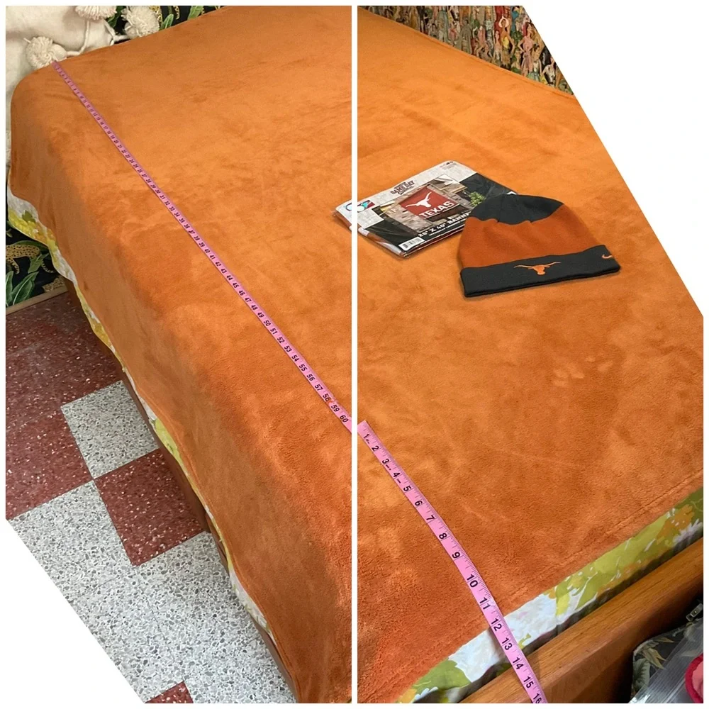 Texas Longhorns Blanket Bundle - Throw Blanket, Nike Beanie & Banner Flag